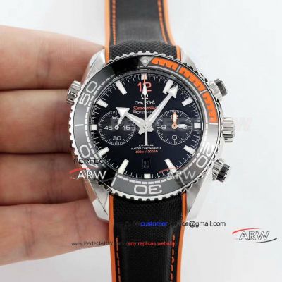 Replica TW Factory Omega Seamaster Black Face Black Ceramic Bezel Rubber Strap Watch 